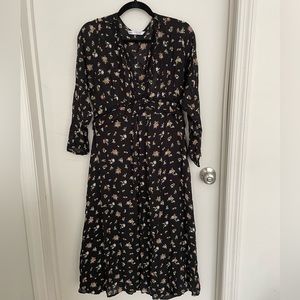 Flowy long sleeve scoop neck floral midi dress